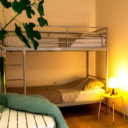 B & B La Primavera แพร์โกลา ภายนอก รูปภาพ